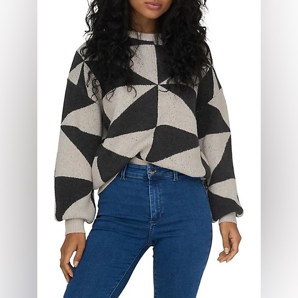 Only Jacquard Geometric Sweater - Picture 3 of 10